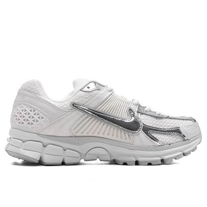 Nike Zoom Vomero 5 Chrome Toe Sneaker