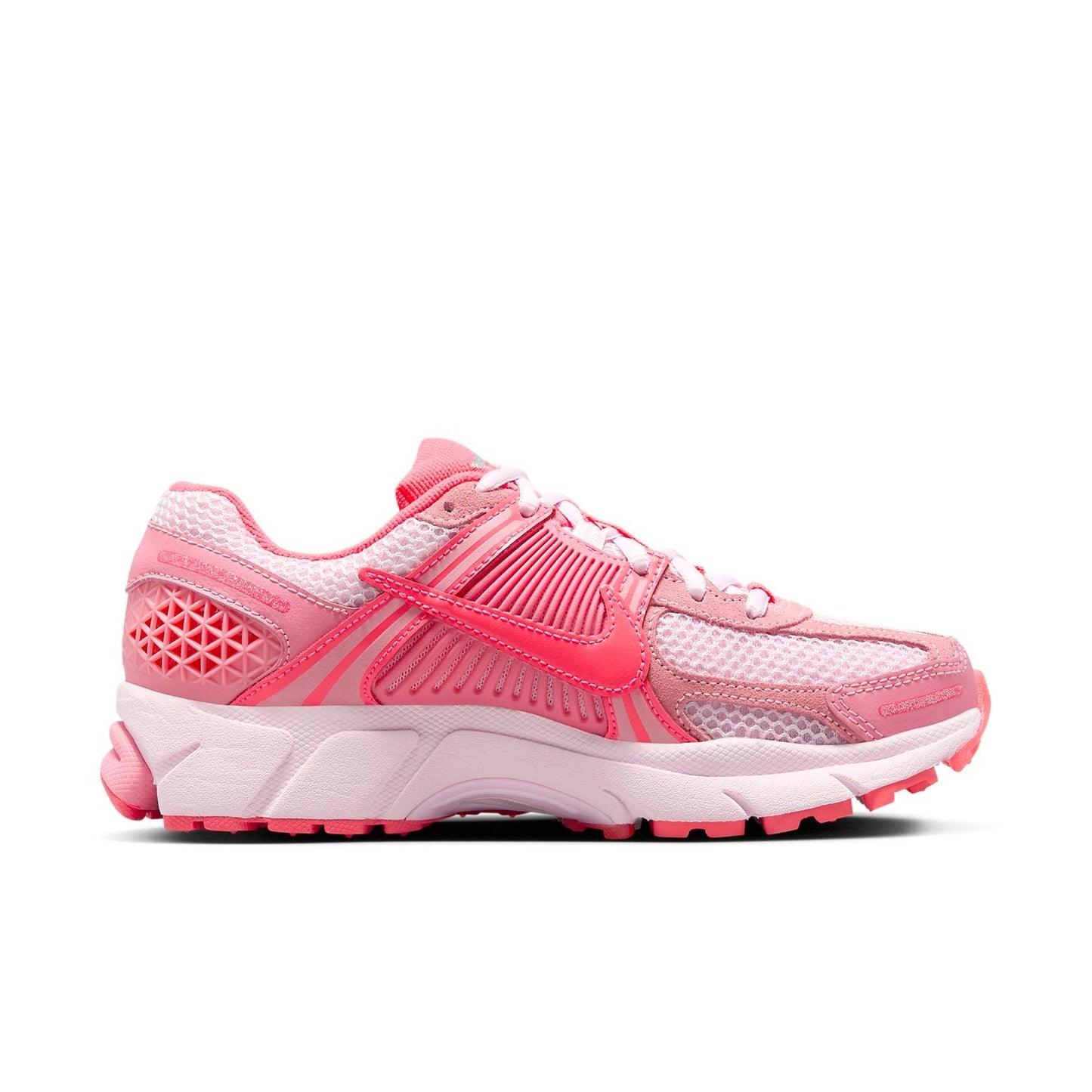 Nike Zoom Vomero 5 Coral Chalk Hot Punch Sneaker