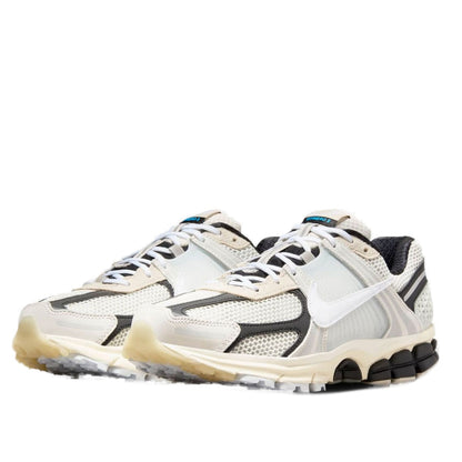 Nike Zoom Vomero 5 Supersonic Light Bone Black Sneaker