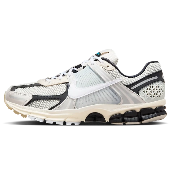 Nike Zoom Vomero 5 Supersonic Light Bone Black Sneaker