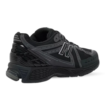 New Balance 1906 Black Sneaker