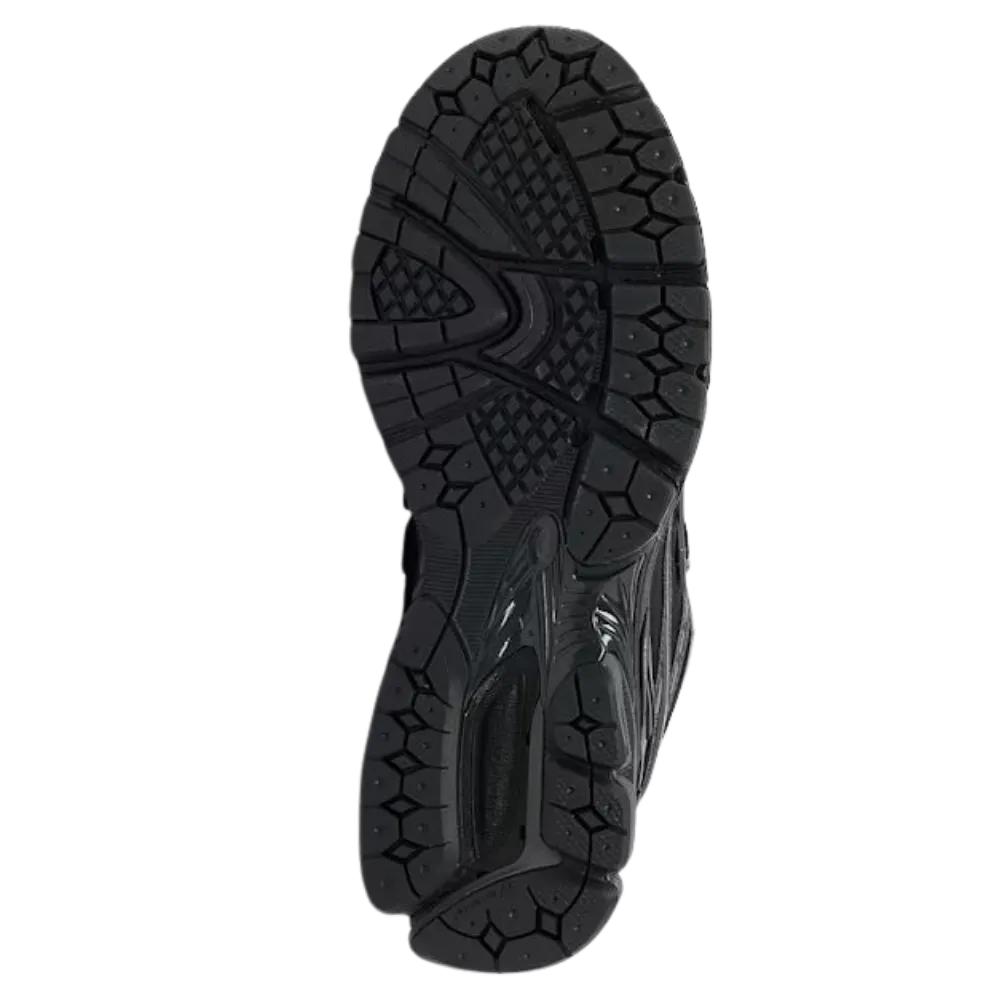 New Balance 1906 Black Sneaker
