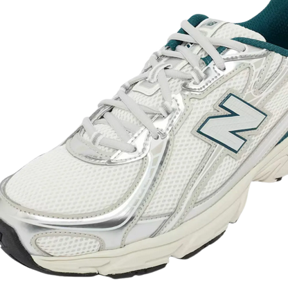 New Balance 740 Beige Green Sneaker
