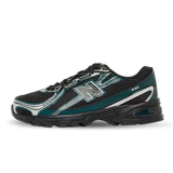 New Balance 740 Black Blue Sneaker