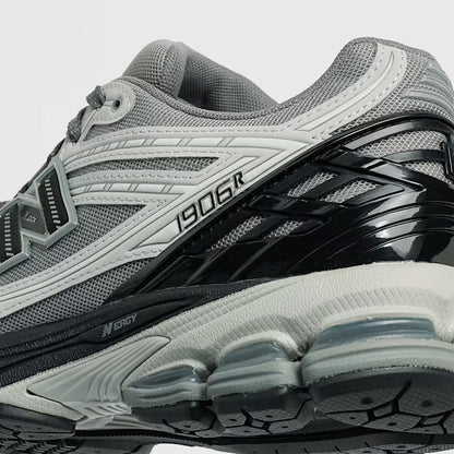 New Balance 1906 Grey Sneaker