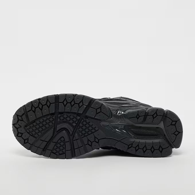 New Balance 1906 Black Sneaker