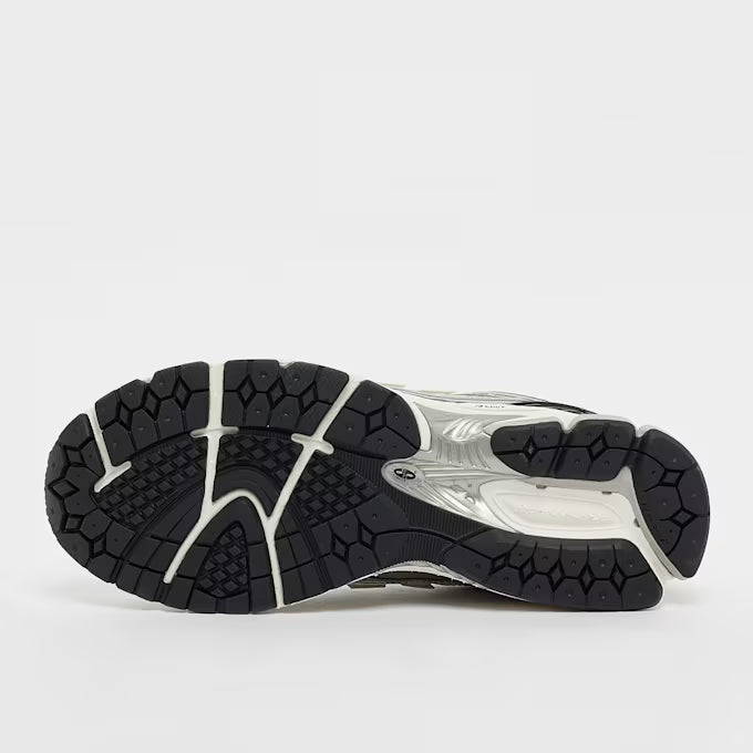 New Balance 1906 Silver White Sneaker