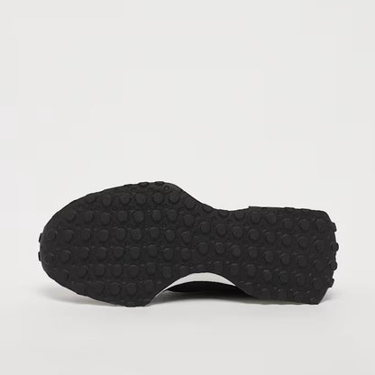 New Balance 327 Black Sneaker