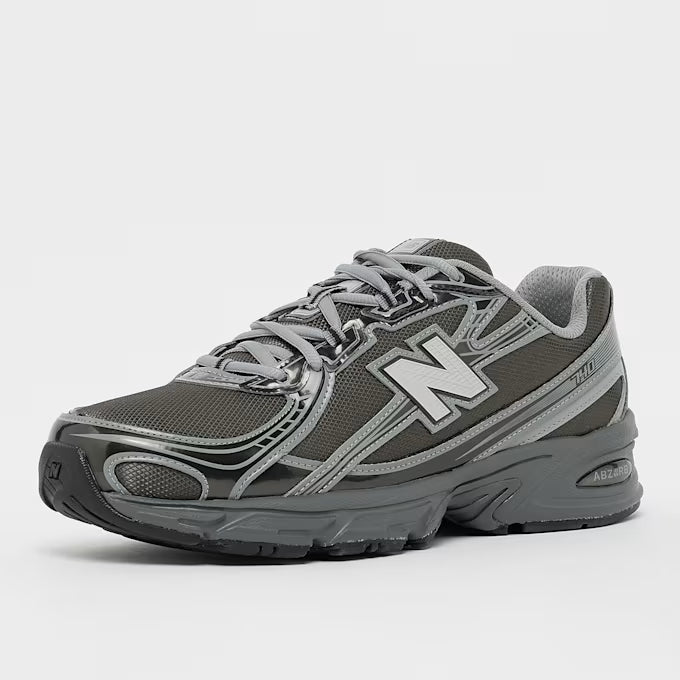 New Balance 740 Grey Sneaker