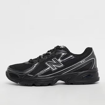 New Balance 740 Black Sneaker