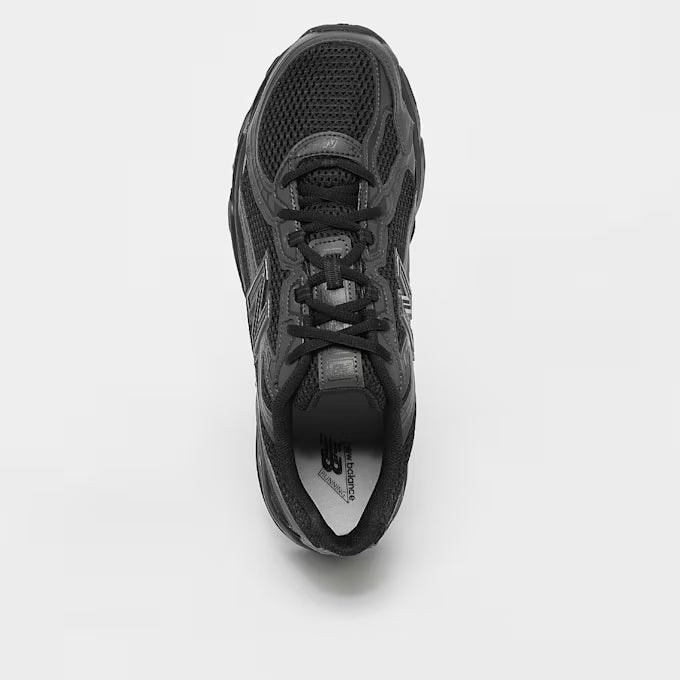 New Balance 740 Black 1 Sneaker
