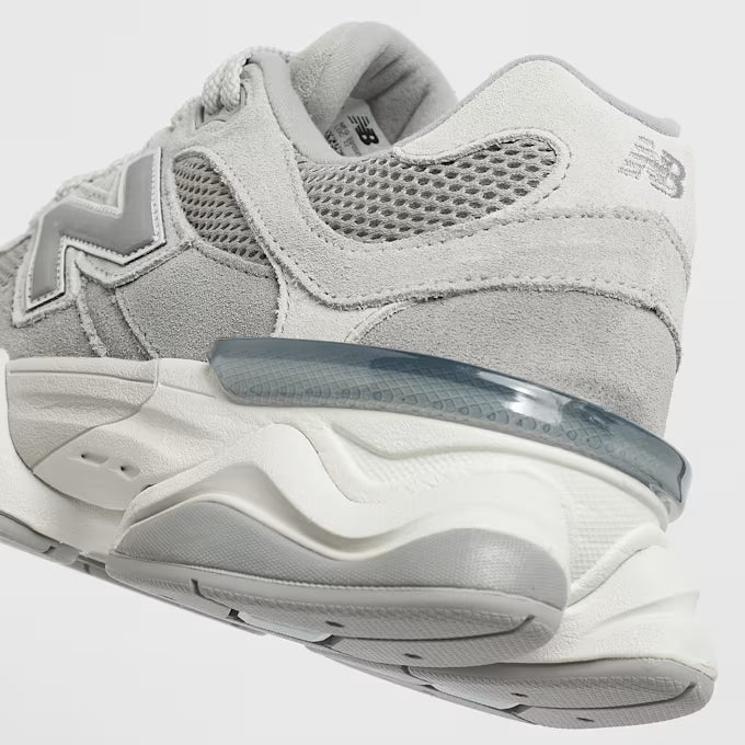 New Balance 9060 Grey Sneaker