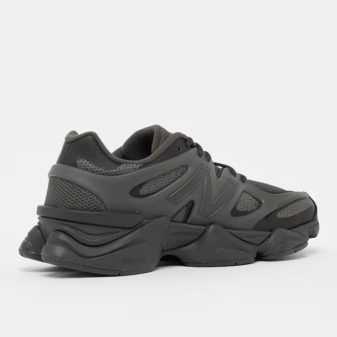 New Balance 9060 Grey Sneaker