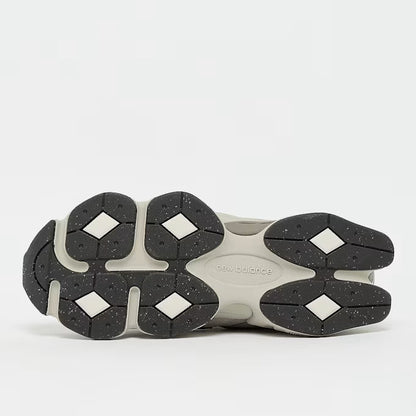 New Balance 9060 Grey/Beige Sneaker