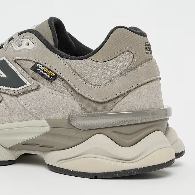 New Balance 9060 Grey Beige Sneaker