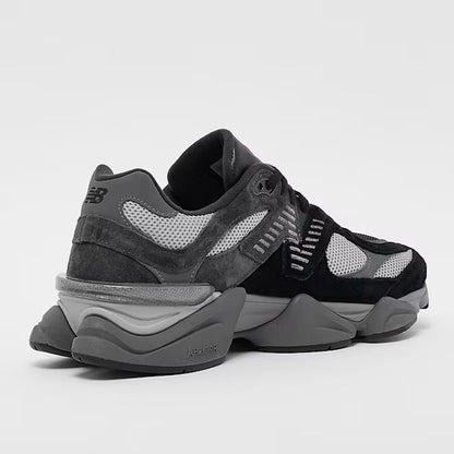 New Balance 9060 Black Sneaker
