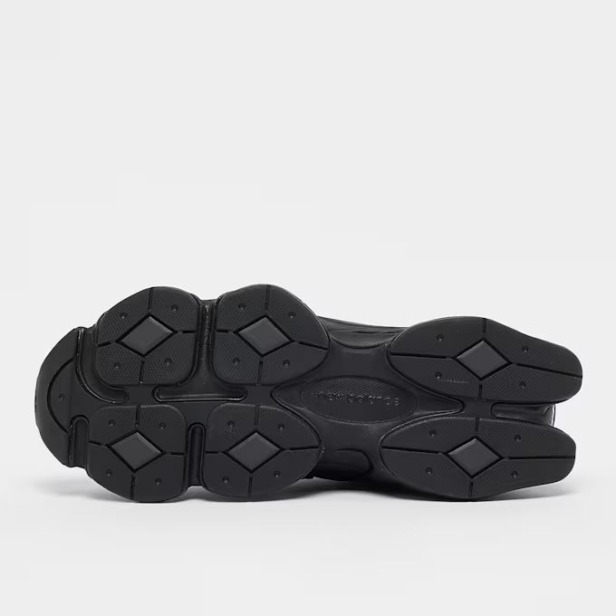 New Balance 9060 Black Sneaker