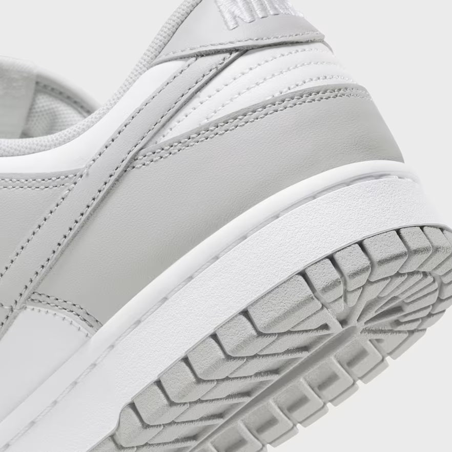 Nike Dunk Low Retro Men's Grey White Sneaker