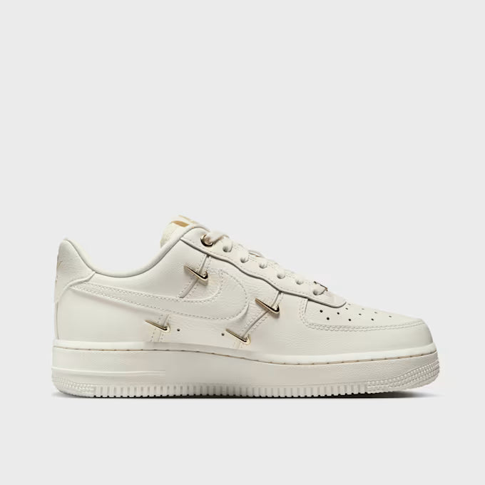 Nike Air Force 1 07 Lx Women's Beige 1 Sneaker